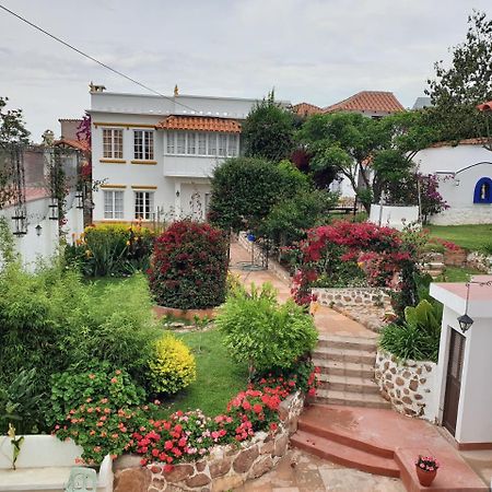 El Jardin De Su Merced B&B Sucre Exterior foto